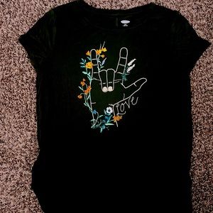 New. Girls peace shirt